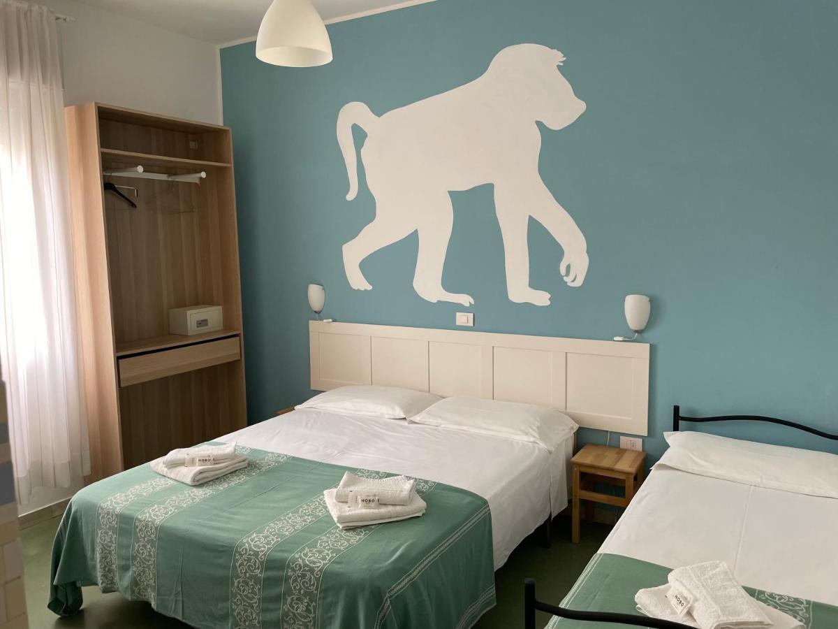 Hotel Aloha Чезенатіко Екстер'єр фото